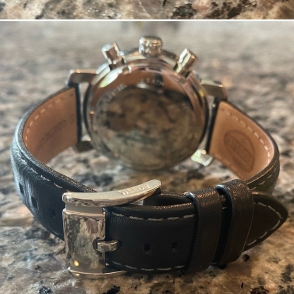 Fossil Black Leather Watch - Picture 3 of 5